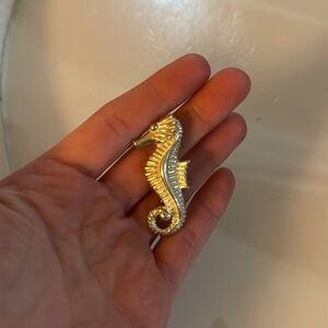 925 Sterling Silver - Vintage Seahorse Animal Motif Brooch Pin
